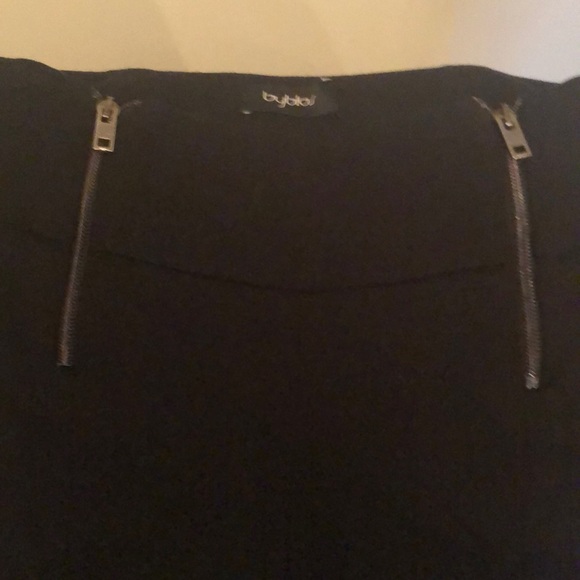 Byblos black casual pants with zippers in front - Picture 2 of 4